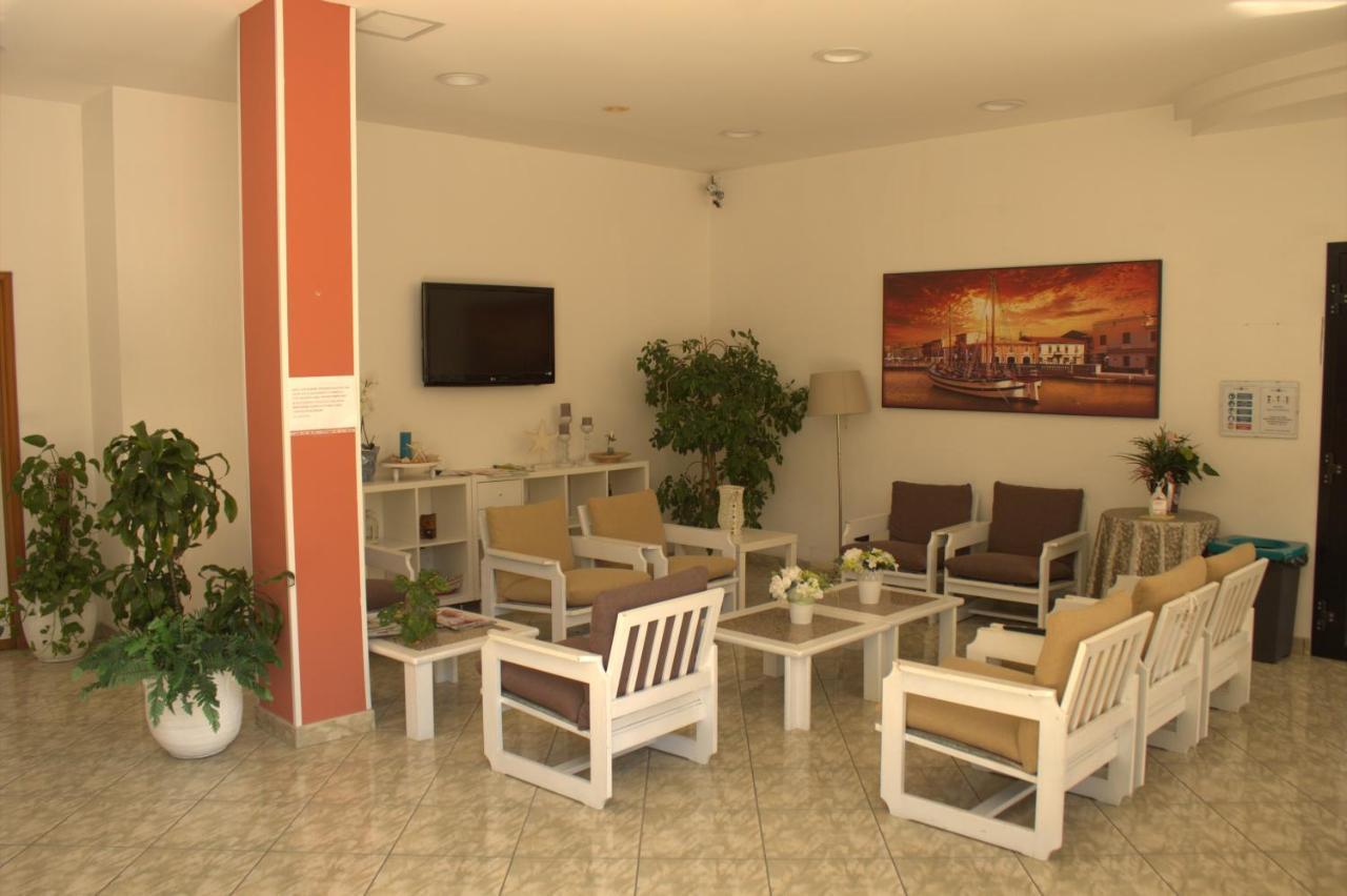 Little Hotel Cesenatico Exterior foto